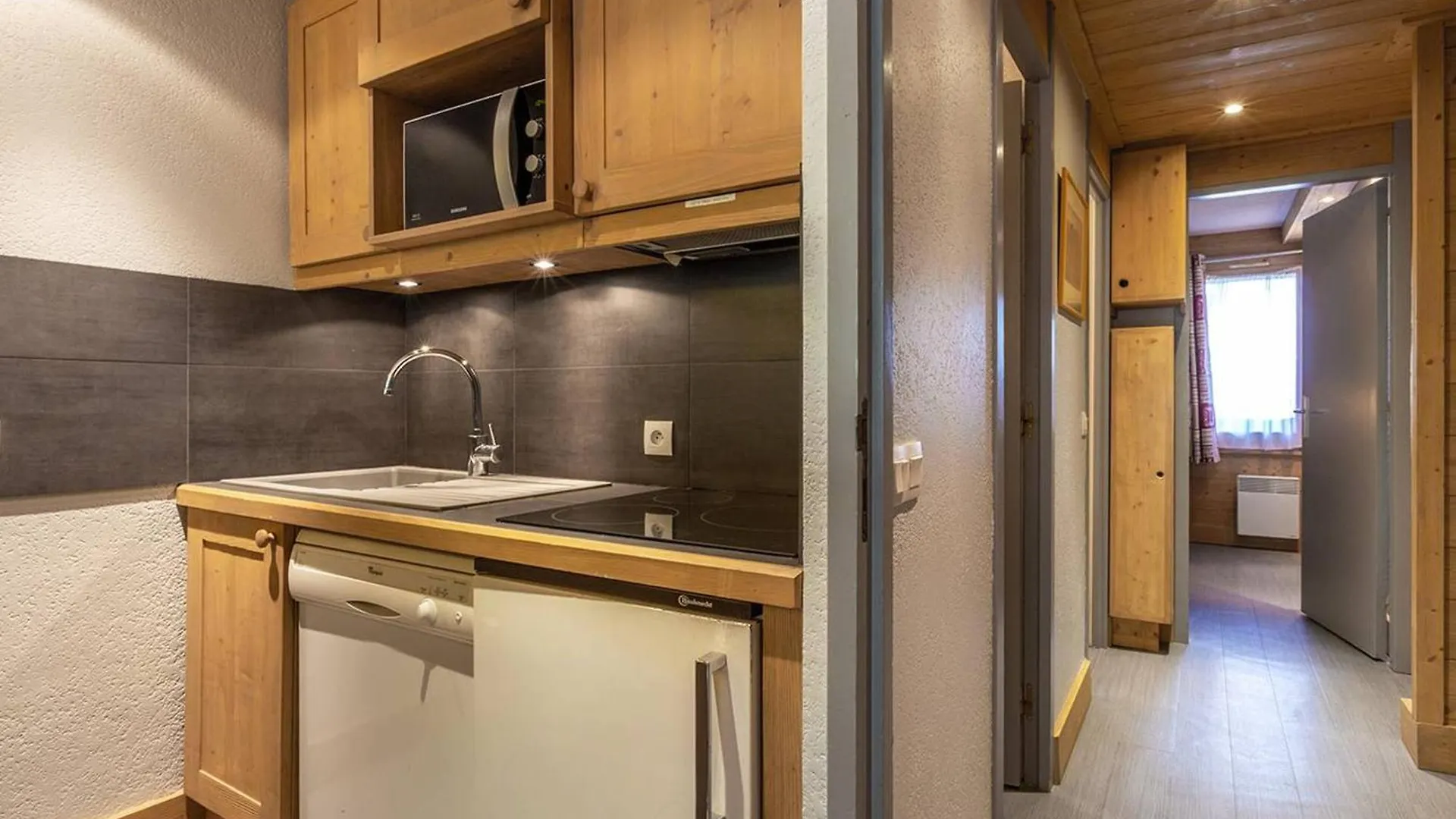 Appart Cosy Meribel - Balcon, Proche Pistes, Ascenseur, Casier A Ski - Fr-1-355-129
