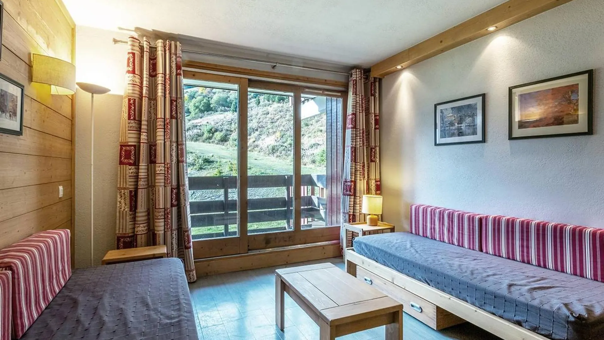Appart Cosy Meribel - Balcon, Proche Pistes, Ascenseur, Casier A Ski - Fr-1-355-129 0*,